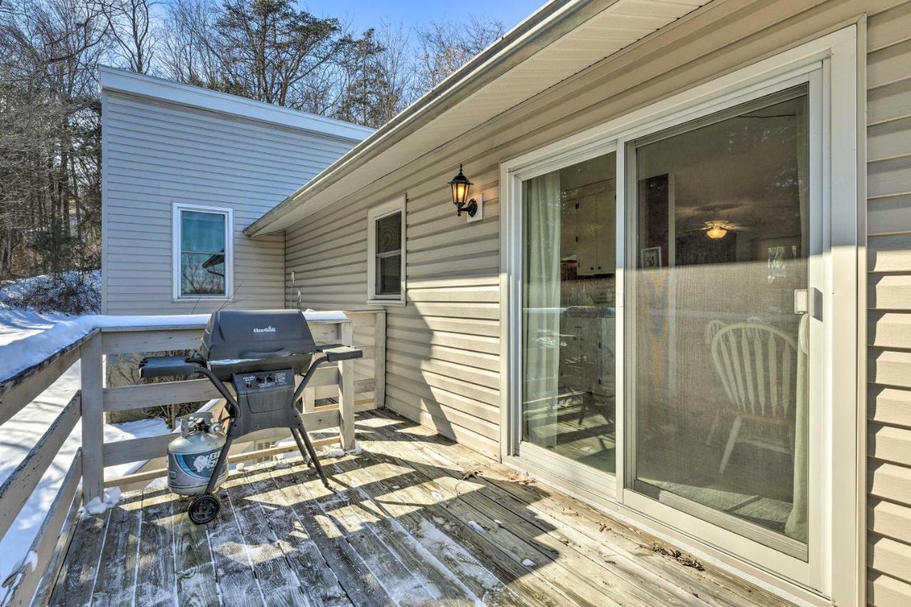 Massanutten Retreat With Double Deck And Mtn View! Holiday home McGaheysville