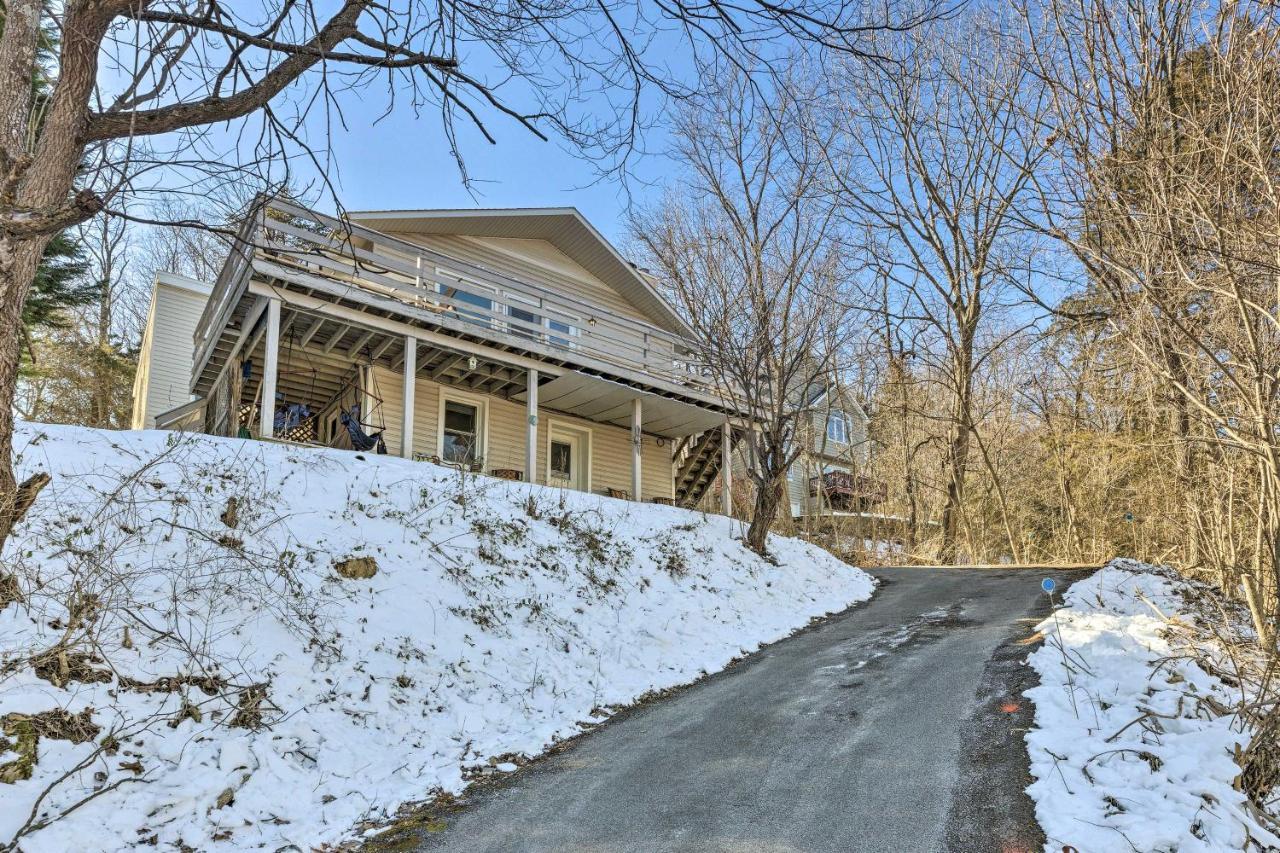 Massanutten Retreat With Double Deck And Mtn View! McGaheysville